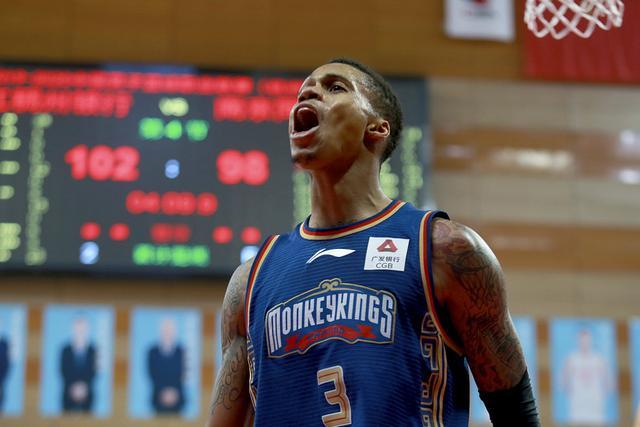 保罗里程碑马刺力克鹈鹕 灰熊大胜奇才3连胜