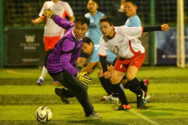 独行侠锁定西部第5首轮战快船 尼克斯逆转篮网